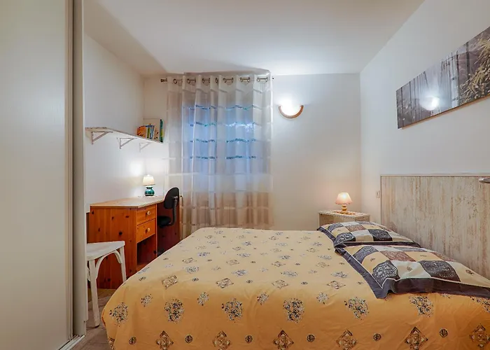 Au Epicéah, à La Campagne Valence (Drome)